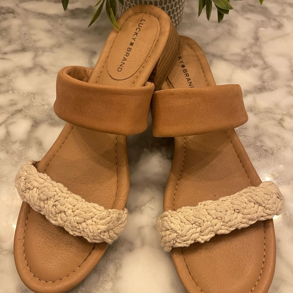 Lucky brand sandals size 8.5 - Picture 5 of 5